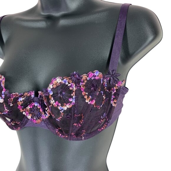 Chantelle Elegant Purple Embroidered Bra by Chantelle size 32D - Picture 13 of 16